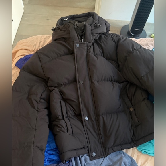 SOLD ON DEPOP  super puff shorty size M - Picture 2 of 5